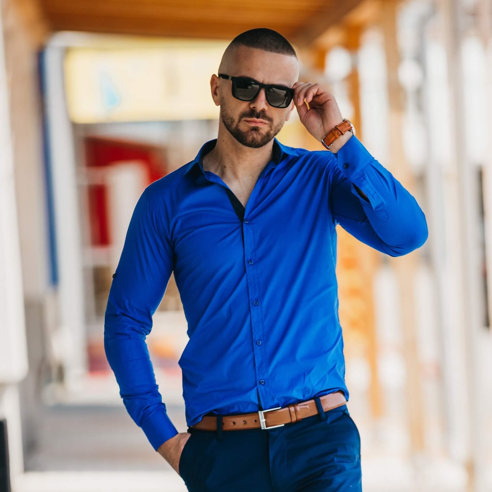 vertical-shot-of-a-young-caucasian-businessman-2025-02-11-16-47-03-utc.jpg